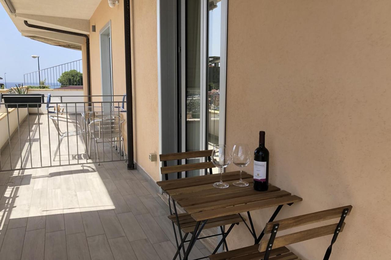Accomodati B&B Marina di Gioiosa Ionica Kültér fotó